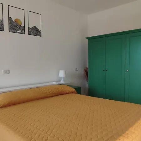 Tana Di Zia Nature, Yourself, * Viggianello